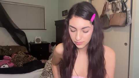 livhart @ chaturbate on 20251205