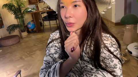 yuanlili @ chaturbate on 20251205