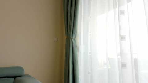 elaanna @ chaturbate on 20251206