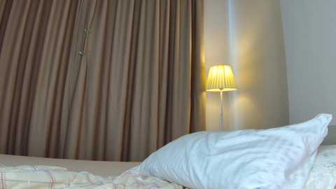 sweetie_natasha @ chaturbate on 20251206