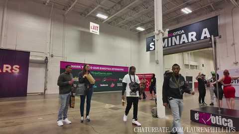 laurenphillips @ chaturbate on 20251207