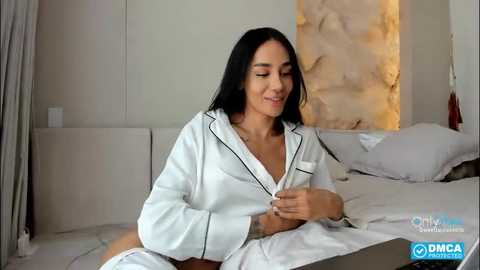 sweetlaurasaenz @ chaturbate on 20251207