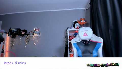vivian_qwerty @ chaturbate on 20251207