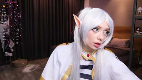 holliwould_ @ chaturbate on 20251208