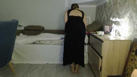 mallinia @ chaturbate on 20251208