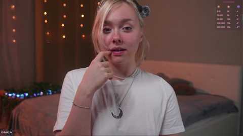 odelynbrower @ chaturbate on 20251208