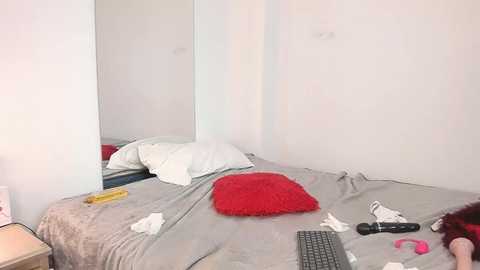 tallyteee @ chaturbate on 20251208