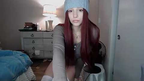 esoterickitten777 @ chaturbate on 20251209