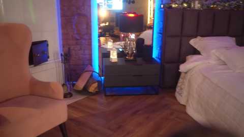 eva_fashionista @ chaturbate on 20251209