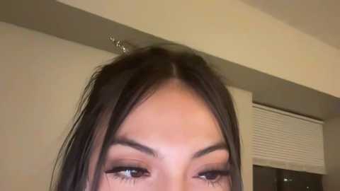 laylakitten4 @ chaturbate on 20251209