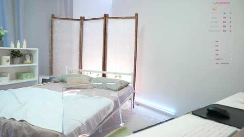 lovlybambi @ chaturbate on 20251209