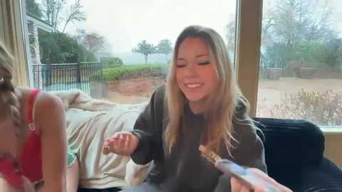 evebrooksss @ chaturbate on 20251210