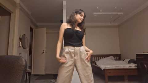 lonniegoldrup @ chaturbate on 20251210