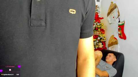 voyeurism_guys @ chaturbate on 20251210