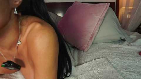 katyerave @ chaturbate on 20251211