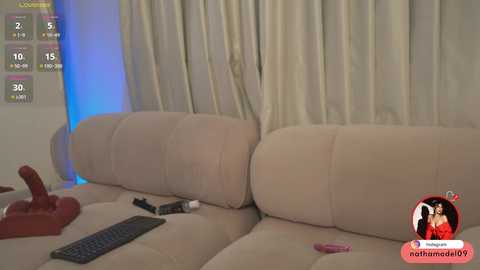 natasha_smith09 @ chaturbate on 20251211