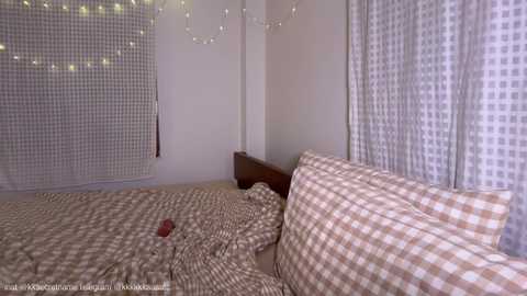 katcontrol @ chaturbate on 20251213