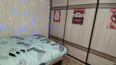 _stella_cardo_ @ chaturbate on 20251216