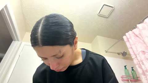 petitelatinamama @ chaturbate on 20251216