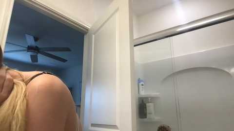 texas_blonde @ chaturbate on 20251216