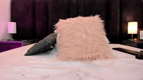 freyaa25 @ chaturbate on 20251217