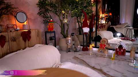 serene_sophiex @ chaturbate on 20251221