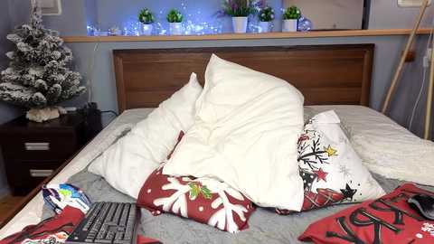 toxicpassion @ chaturbate on 20251221