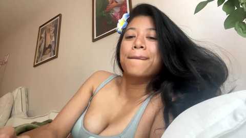 hawaiigirl_ @ chaturbate on 20251222