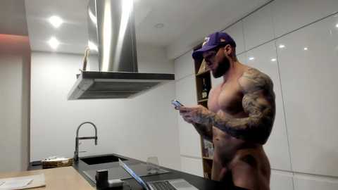 mealphamale @ chaturbate on 20251223