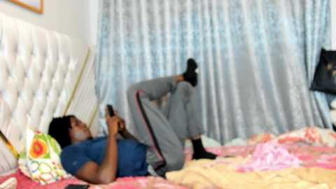 netfux_and_chill @ chaturbate on 20251223