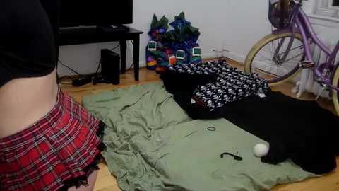 serenablair96 @ chaturbate on 20251223