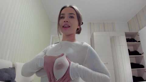 aminaswan_ @ chaturbate on 20251224