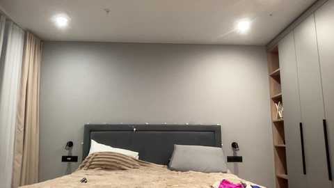 cute_skywalker @ chaturbate on 20251225