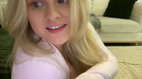 tigoldbitties11 @ chaturbate on 20251227