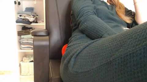 littleflowers @ chaturbate on 20251228