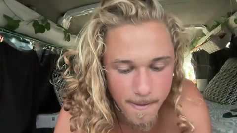 mike_sunn @ chaturbate on 20251228