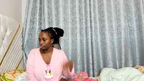 netfux_and_chill @ chaturbate on 20251228