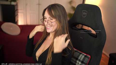 yours_anastasia @ chaturbate on 20251228