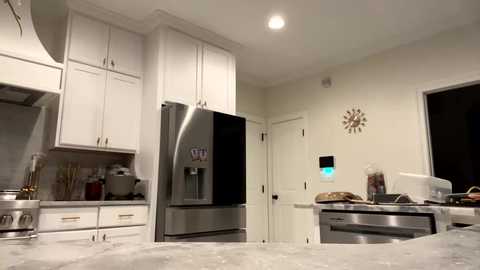 cumhere999 @ chaturbate on 20251229