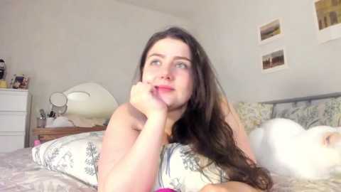 cutie_pearl @ chaturbate on 20251229