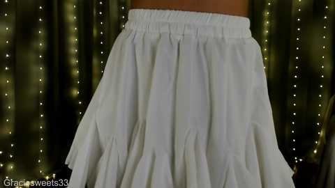 graciously3333 @ chaturbate on 20251229