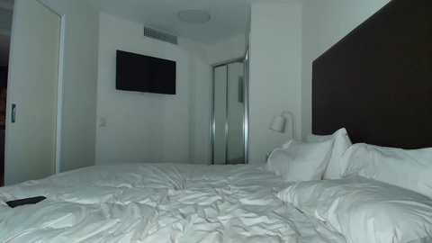 itschanelxx @ chaturbate on 20251229