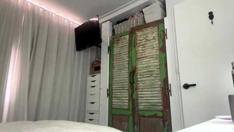 lululovessu @ chaturbate on 20251229