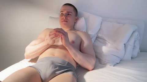 nfeibk @ chaturbate on 20251231