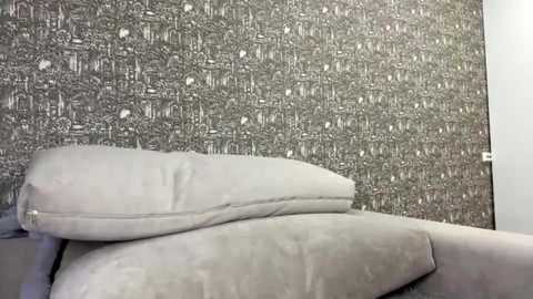 albertinadez @ chaturbate on 20260101