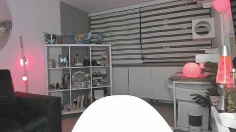 lonelly_lolly98 @ chaturbate on 20260101