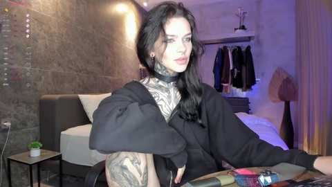 uwu_eva @ chaturbate on 20260102