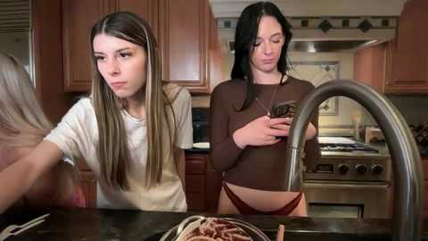 kendallmonroee @ chaturbate on 20260103