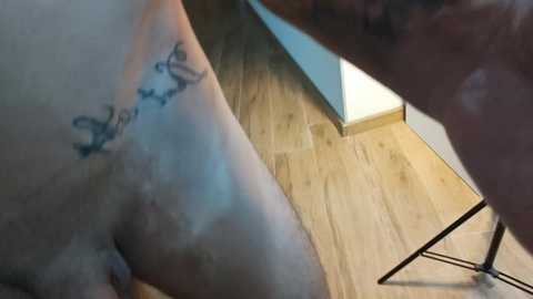 leaders_sex @ chaturbate on 20260104