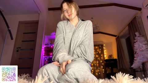 chloe_show @ chaturbate on 20260105